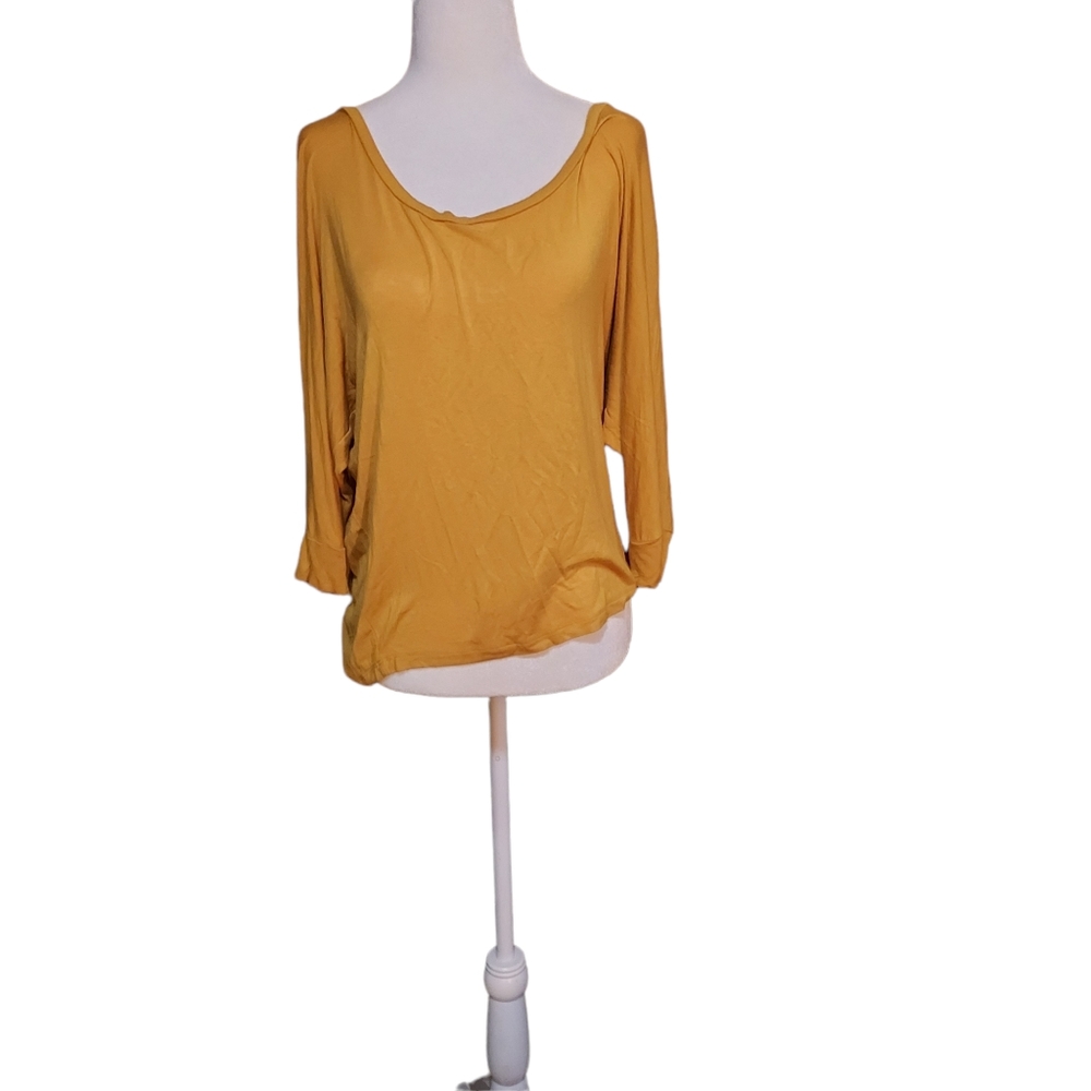 aero seriously soft Xs Gold Shirt Mustard Yellow Quarter Sleeve Round Ne…